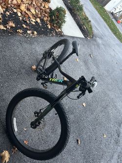 24 Inch Trek Mtb 350$ And I Can Trade