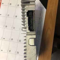 2007-2013 Chevy Silverado Bose Amp (contact info removed)
