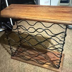 Wooden & Metal 15 Wine Rack/holer.