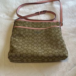 Authentic Coach Cross Body Bag 