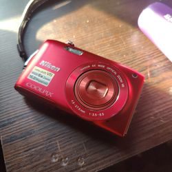 Nikon Coolpix s3300