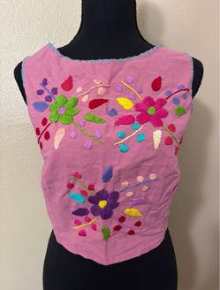 Embroidered Crop Top / Ombliguera con Bordados a Mano