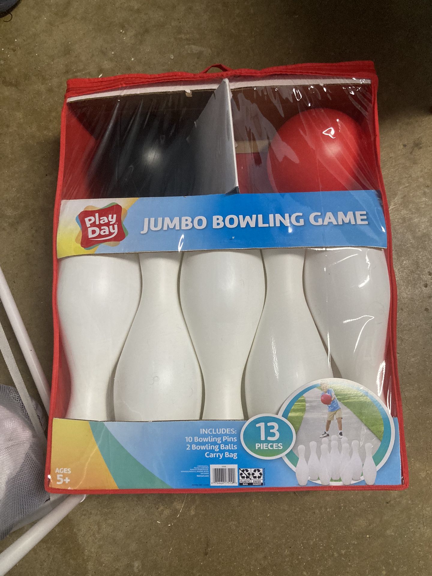 Jumbo Bowling Set