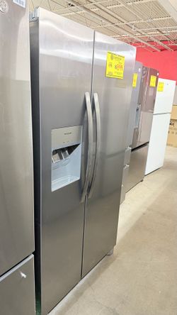 FRIGIDAIRE SIDE-BY-SIDE STAINLESS STEEL REFRIGERATOR