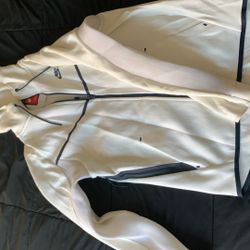 Assortment Of Winter Jackets Sweaters For sale All Together Bundle $50