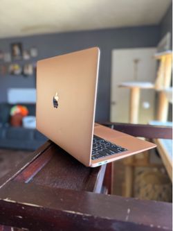 MacBook Air M1 (2020)