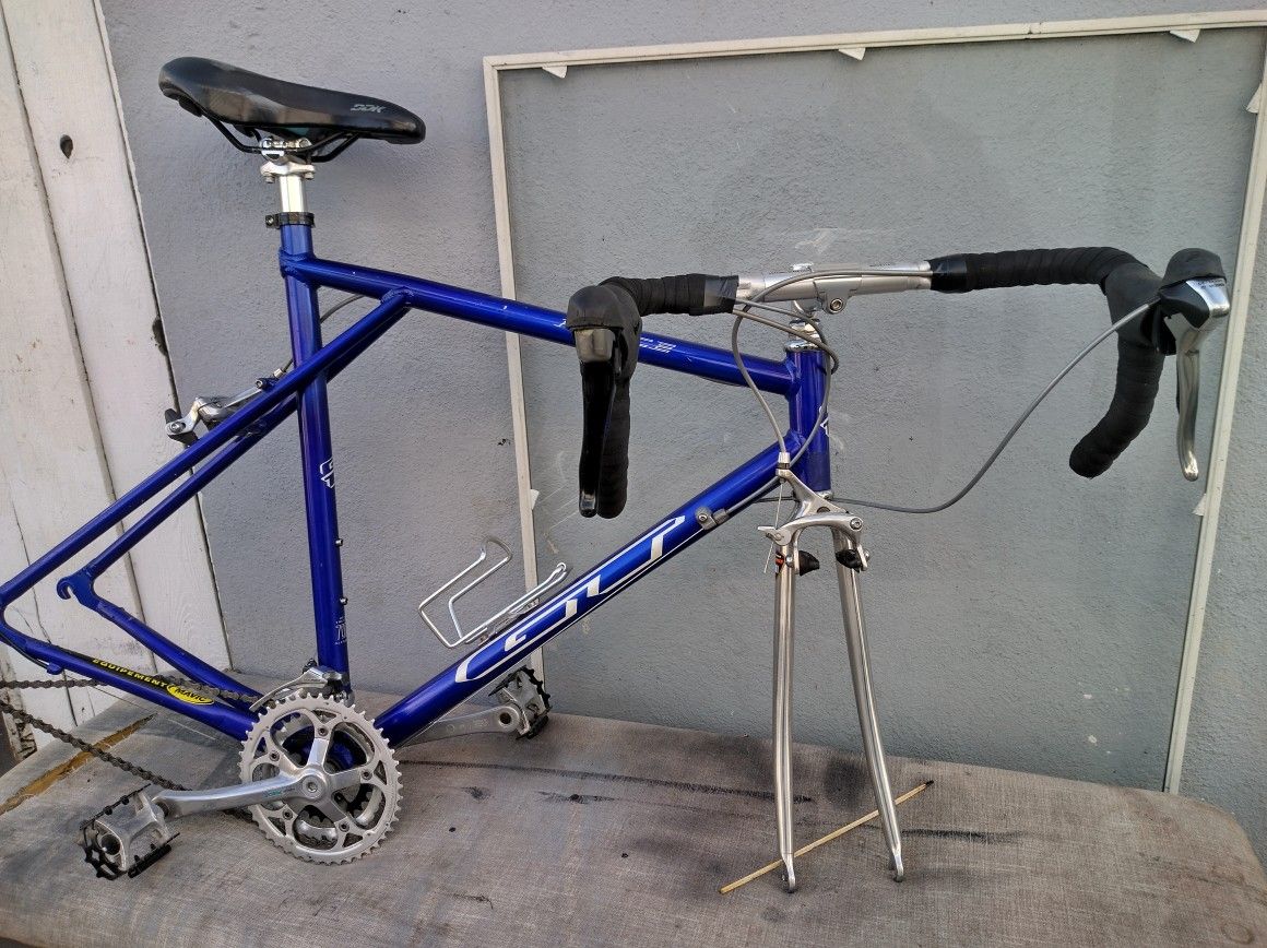 GT FORCE 56 CM. ROAD BIKE $80