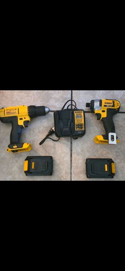 ATOMIC 20-Volt MAX Lithium-Ion Cordless Combo Kit (2-Tool) with (2) 2.0Ah Batteries, Charger and