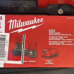 M12 Battery Starter Pack