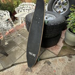 Skateboard. Ten Toes Sports 