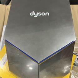 Dyson Airblade V (has scratches on it) 