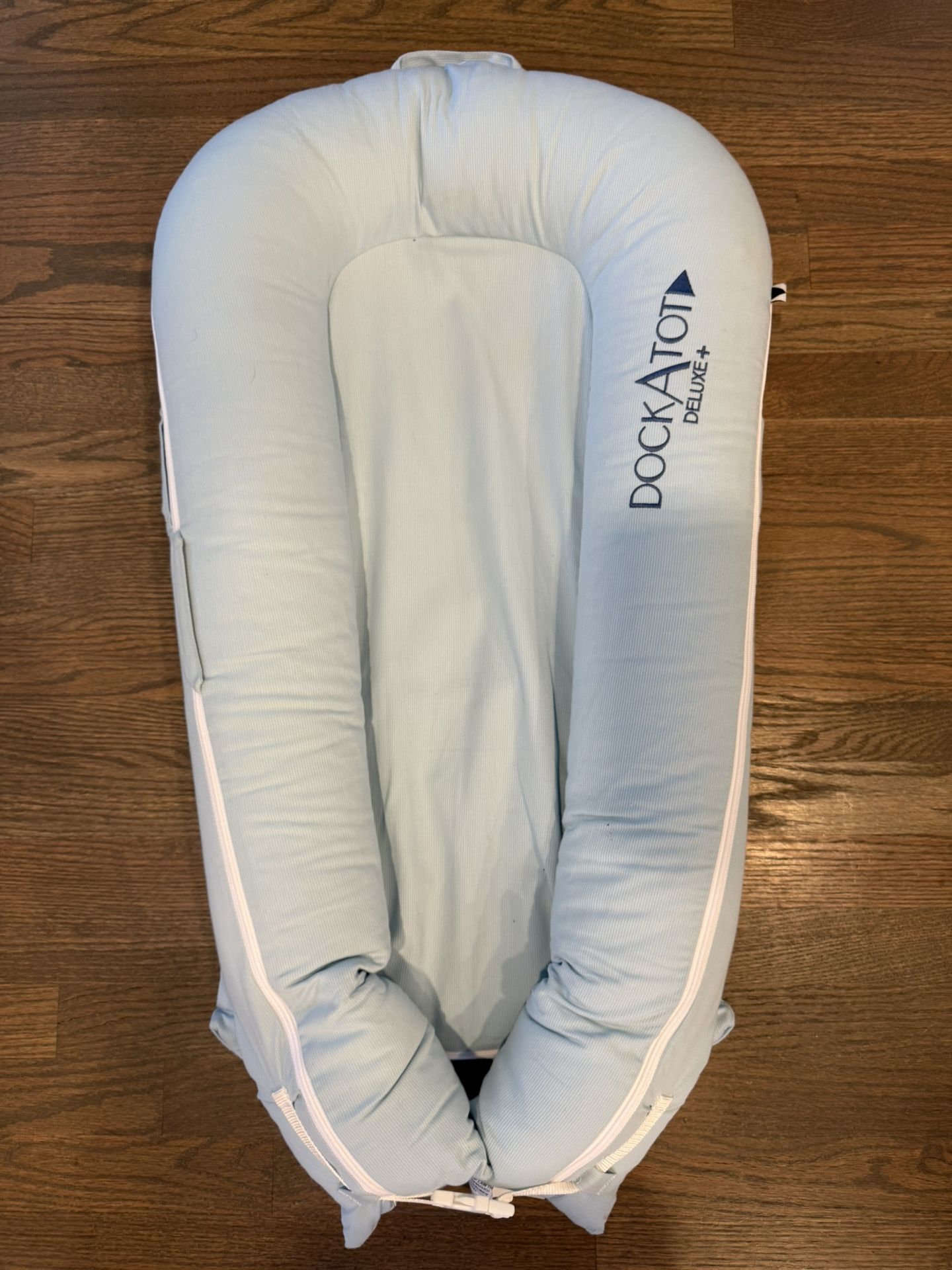 DockATot Deluxe+ Baby Lounger