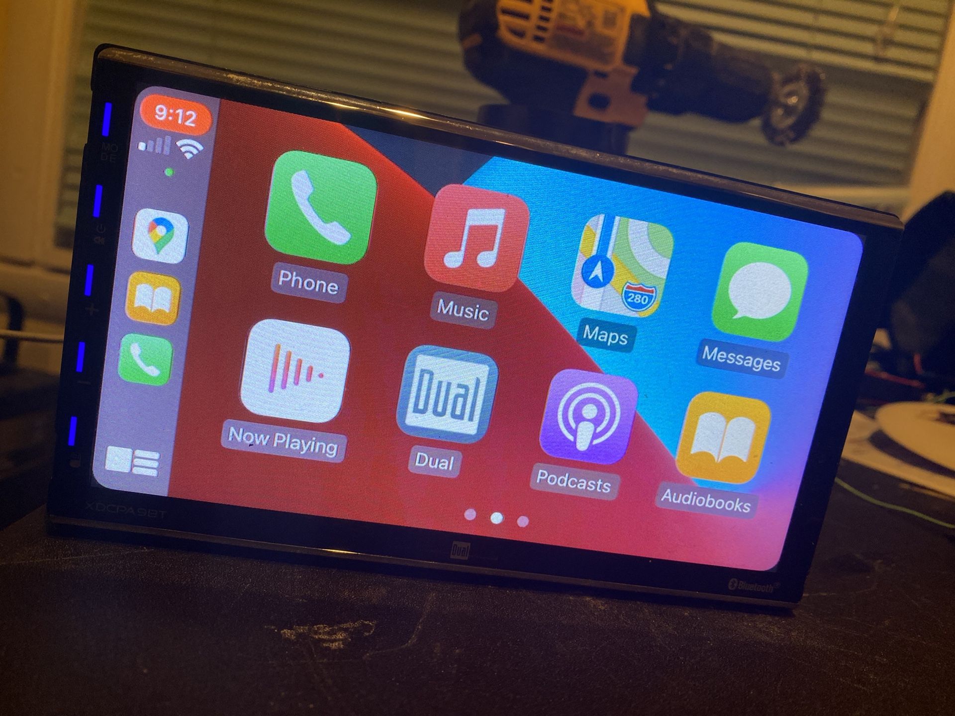 Dual With Apple CarPlay Android And Bluetooth Audio