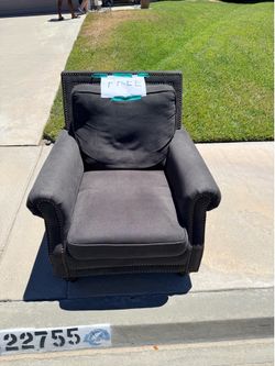Nail head trim armchair charcoal grey - FREE