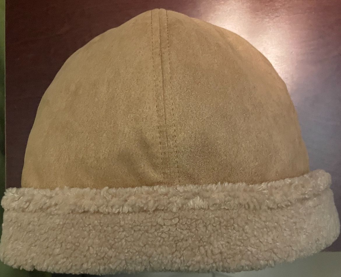“Hat Attack” Woman’s Tan Color 100% Faux Fur Bucket Hat.