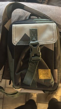 New without tags Star Wars crossbody