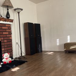 se vende 4 bocinas