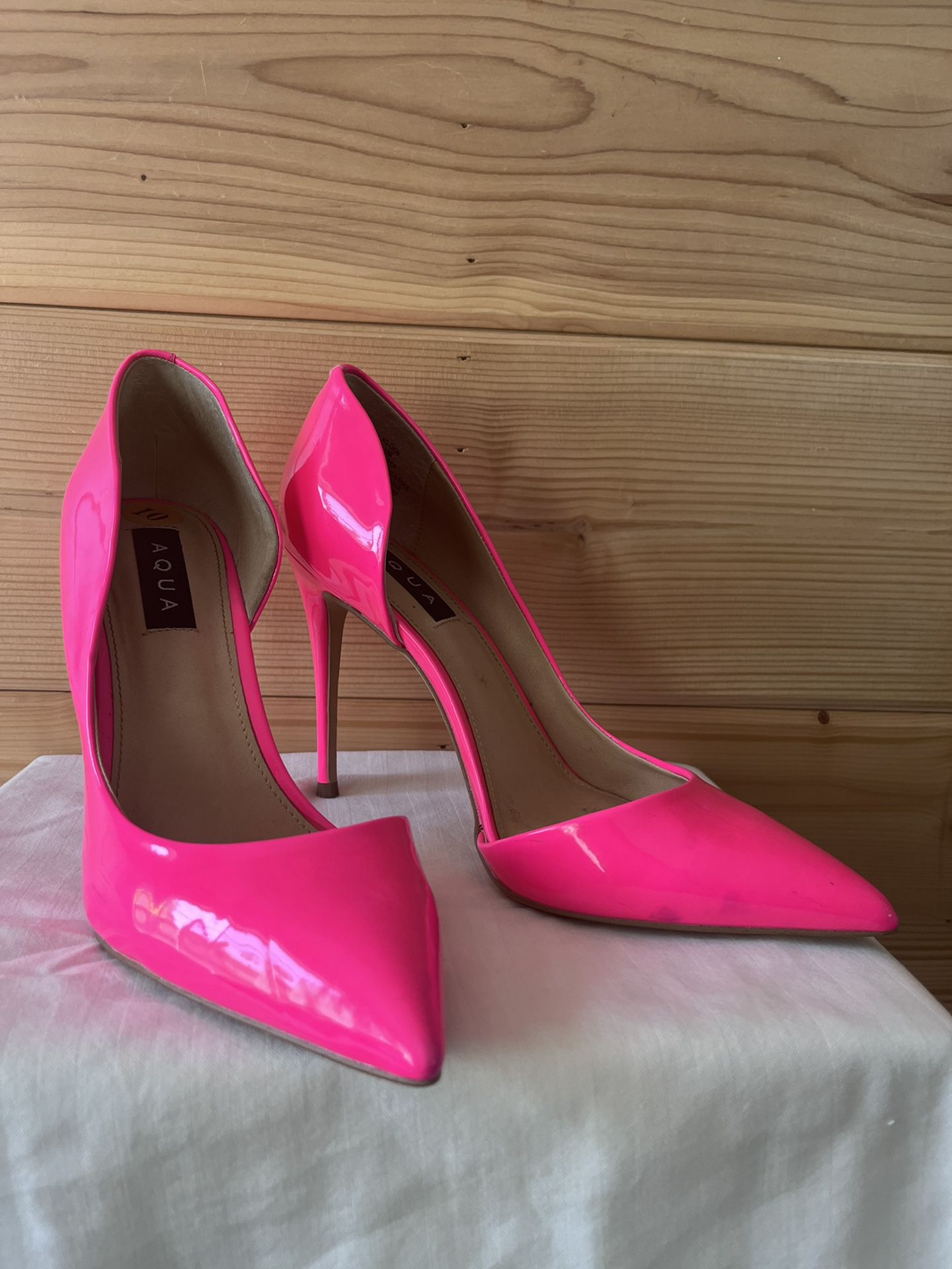 Pink heels 