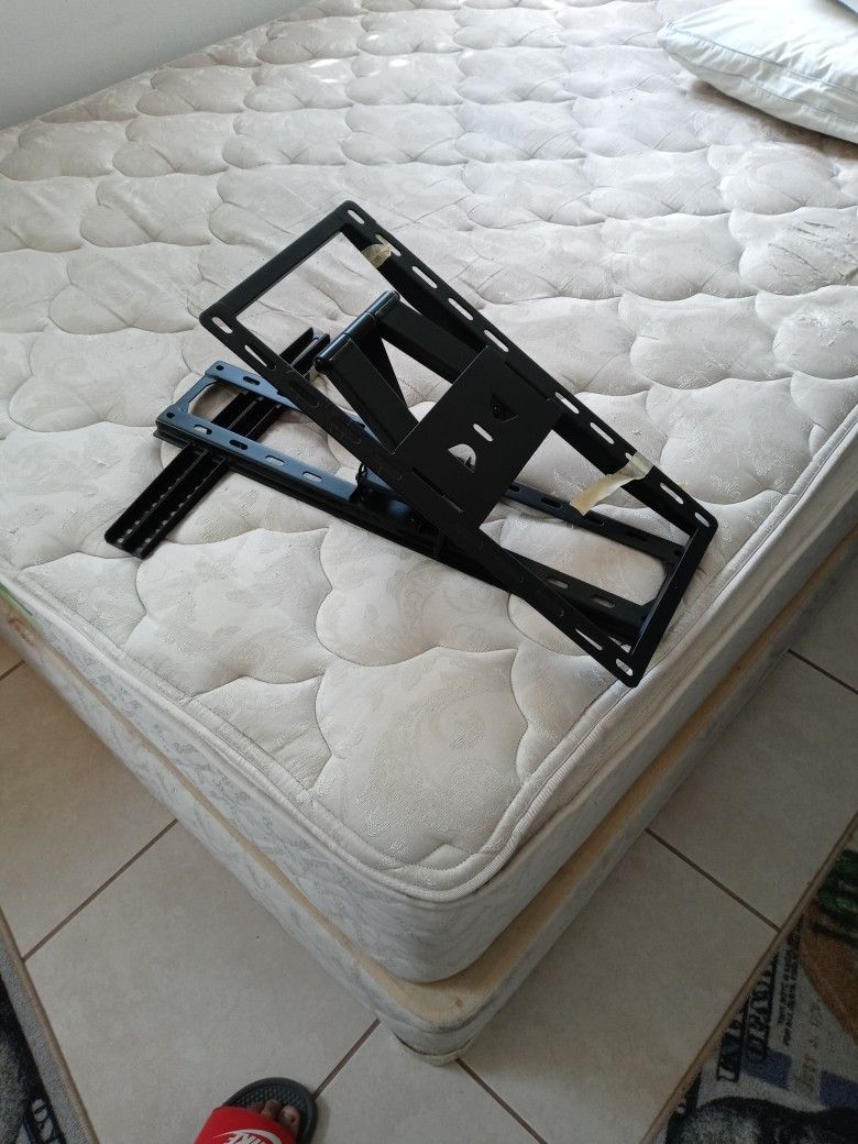 eTEC Wall Mount Exstend Are TV Mount