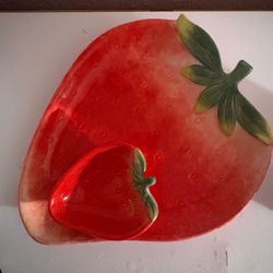 strawberry food tray