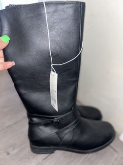 Brand New Girl Boots Size 4