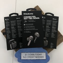 Skull Candy Earbuds Brand New 