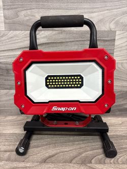 Snap-On LED Worklight Corded Shop Light (A1D025691)