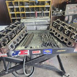 Hemi Heads 4 Barrell Intake