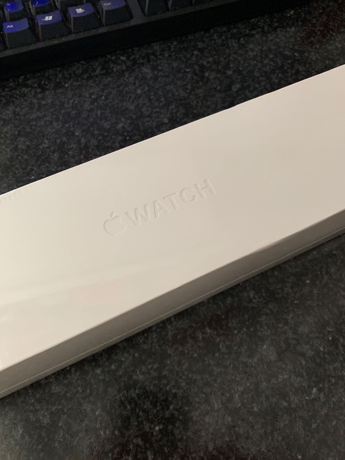 Apple watch series 4, Space gray with GPS + Cellular