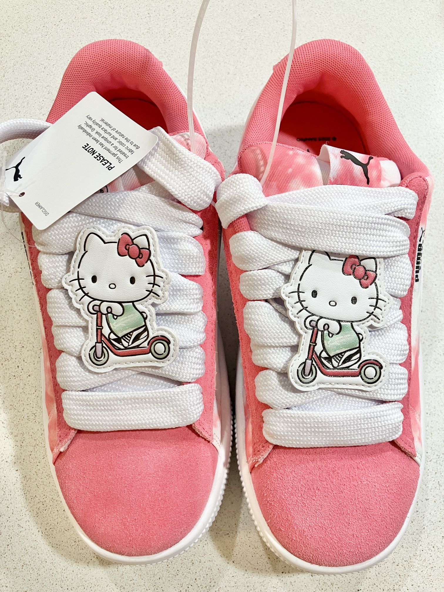 Hello kitty X Puma Youth sneakers 6.5 & 6
