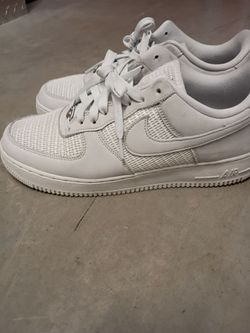 Air Force 1's size 10