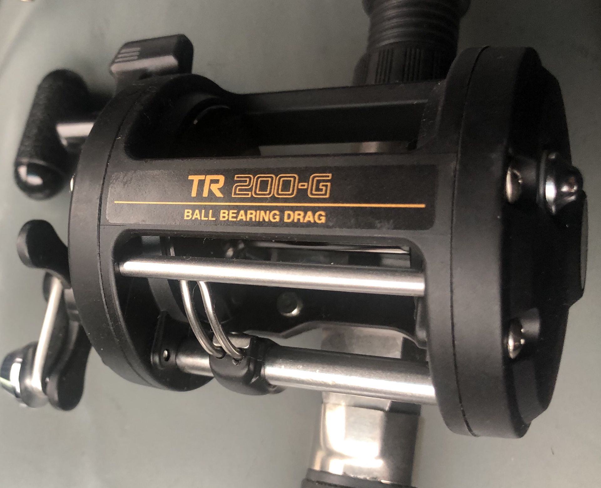 Shimano TR 200-G bait casting trolling fishing reel brand new
