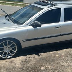 2001 Volvo V70