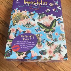 Butterfly kisses puzzle- 750 pieces