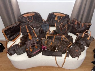 FOR SALE: BAGS, MAKEUP BAGS, TRAVEL BAGS