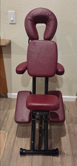 Massage Chair Oakworks Portal Pro 3 with carrying bag.