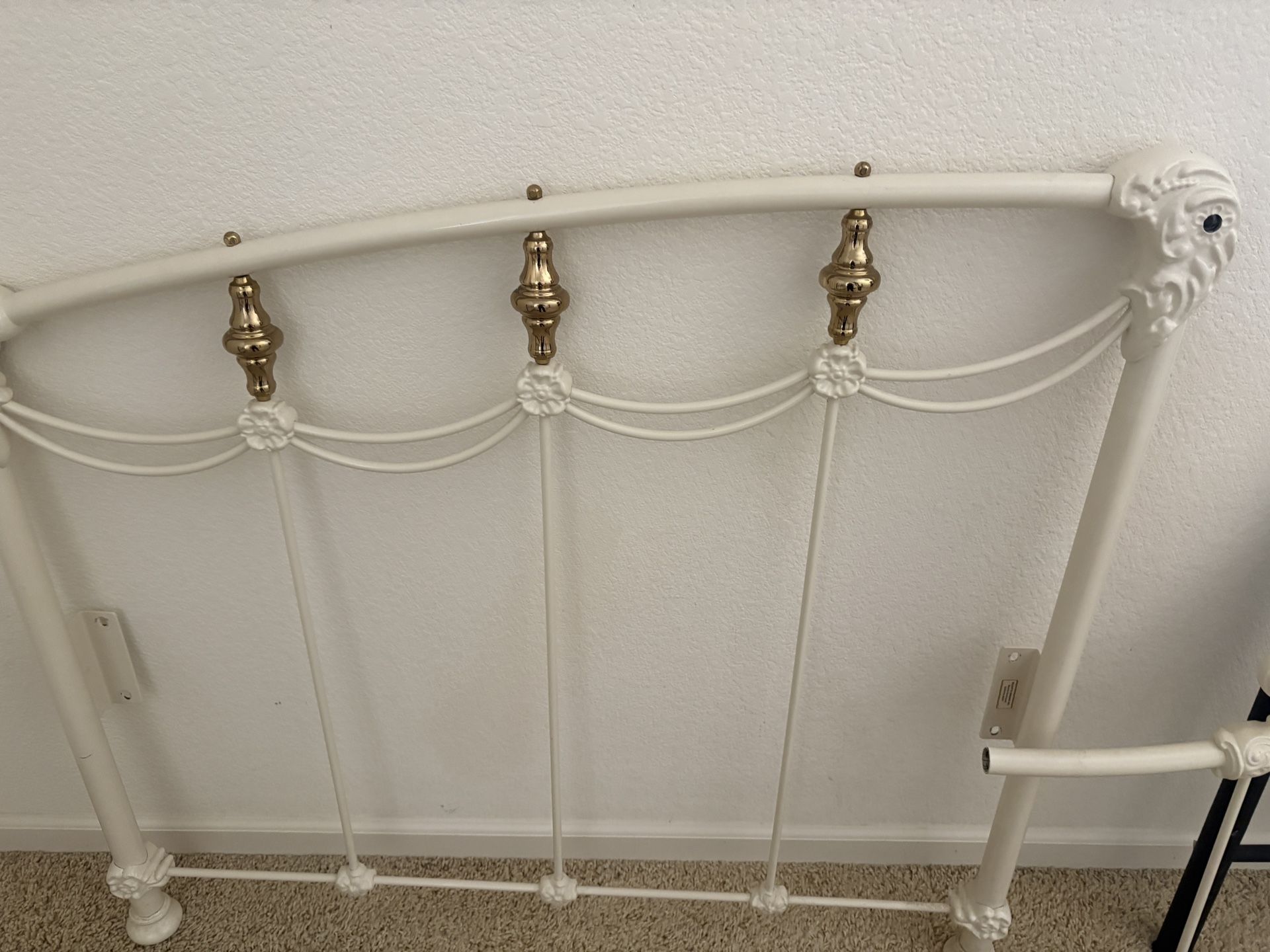 Vintage Metal Daybed
