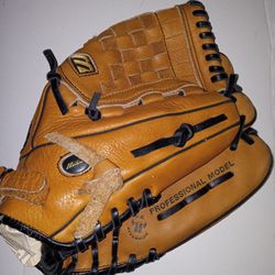 Baseball Glove 