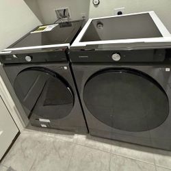 Samsung Bespoke Al smart washer and dryer set
