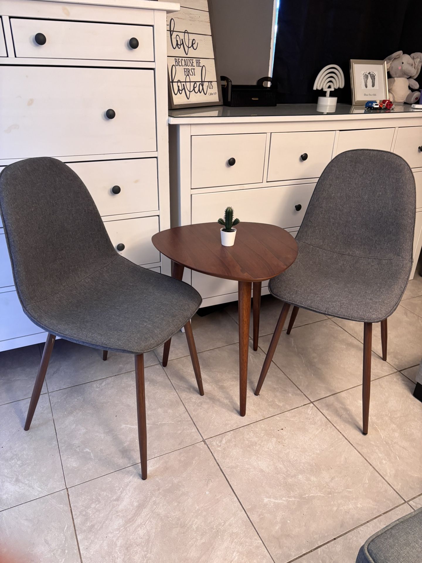 Dining Set Table And Chairs 