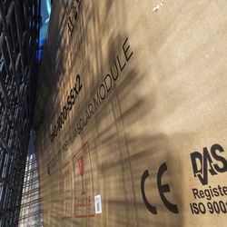 Renogy 100 ss solar panels