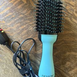 Revlon RVDR5222MNT 1100W Hair Dryer and Volumizer Hot Air Brush -