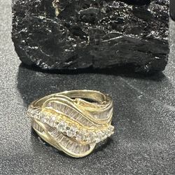 women's diamond ring 