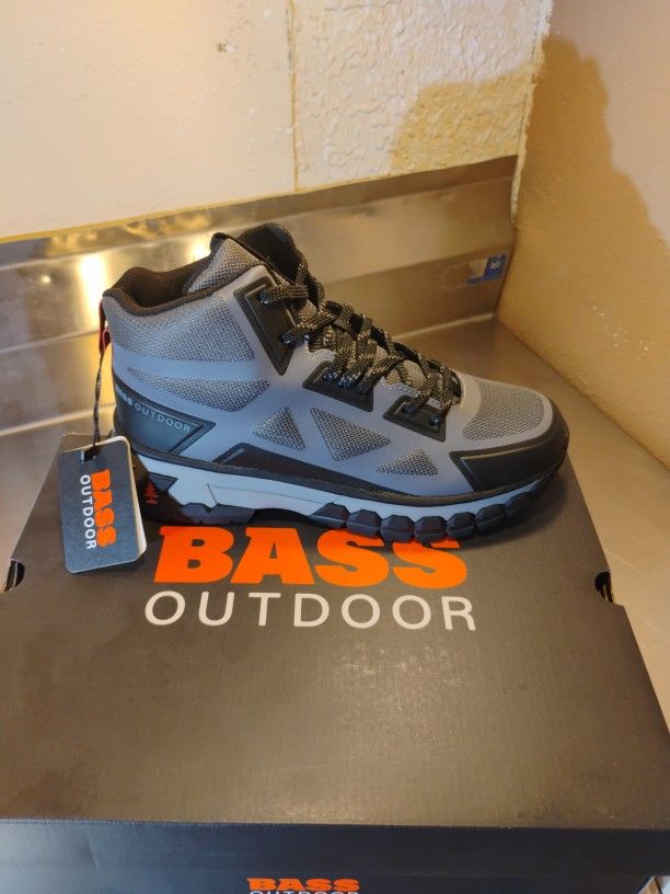 NIB BASS OUTDOOR Peak Seamless Hiking Boots Size 7 GARGOYLE Mid Boot
