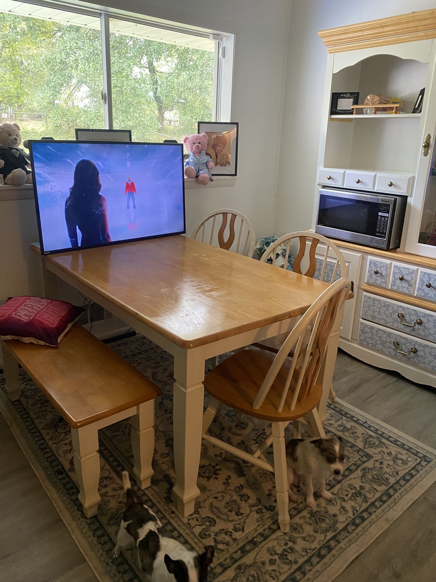Kitchen Hutch & Table