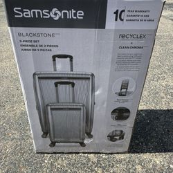 2 Piece Luggage Set