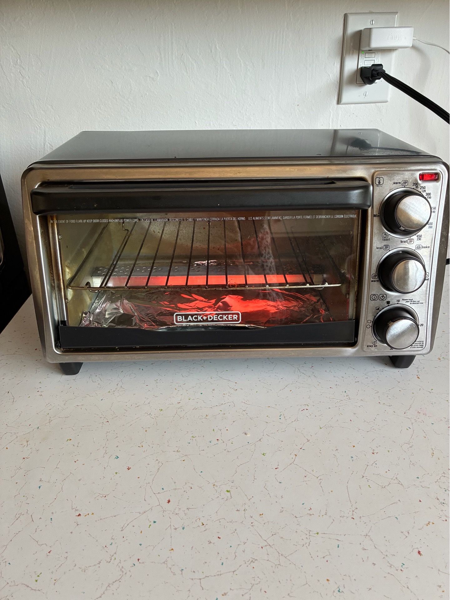 Black and Decker toaster oven