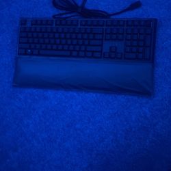 Razer Ornata V2 (‎RZ03-03380200-R3U1) Wired Gaming Keyboard