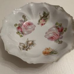 Antique R & S Germany Scalloped Bowl 9.5”W x 2.5”H