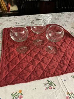 Set of 3 Round Bowl Wine Glasses